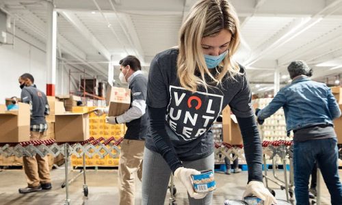 D-LandingPage-RocketCentral-VolunteeringandCommunityPageHeader-P3557388